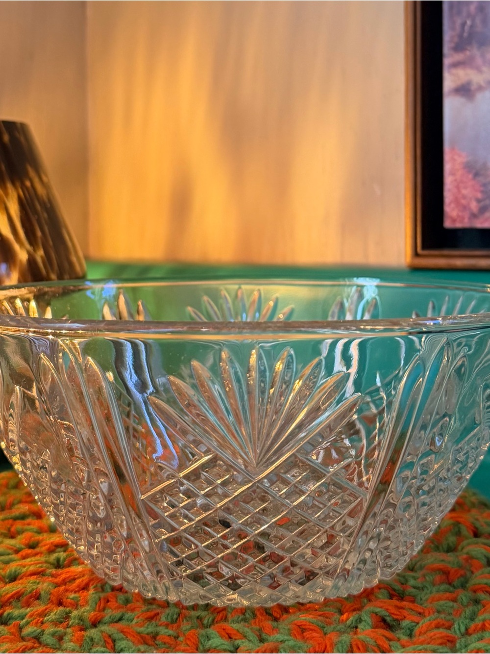 💥 Vintage Pressed Glass Serving Bowl 💥